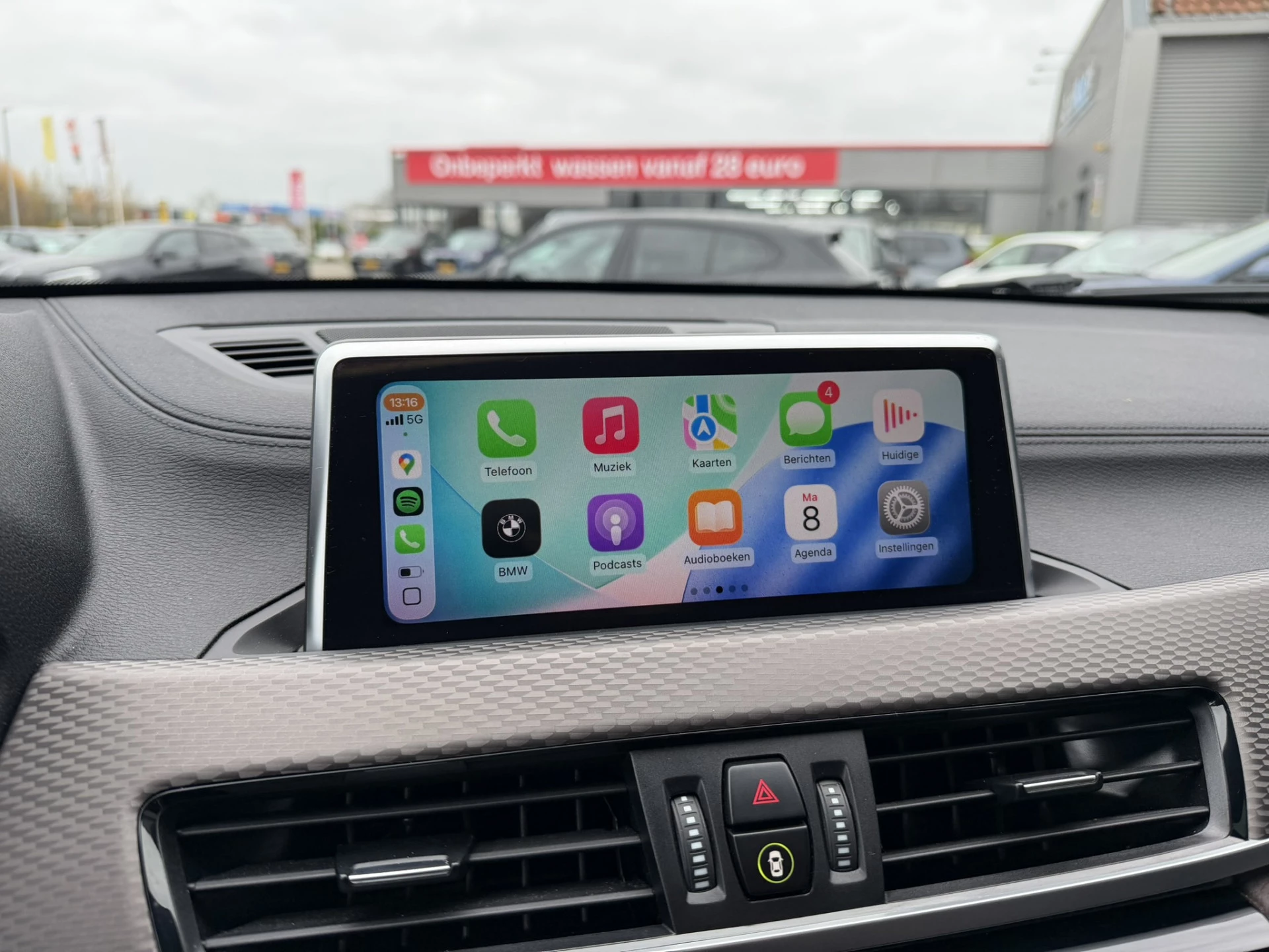 Hoofdafbeelding BMW X2