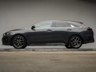 Hoofdafbeelding Kia ProCeed Kia ProCeed 1.4 T-GDI GT-Line Sport (APPLE CARPLAY,NAVI,CAMERA,PDC,LED,LANE ASSIST,STOEL/STUUR VERWARMING,SPORTSTOELEN,LM VELGEN)