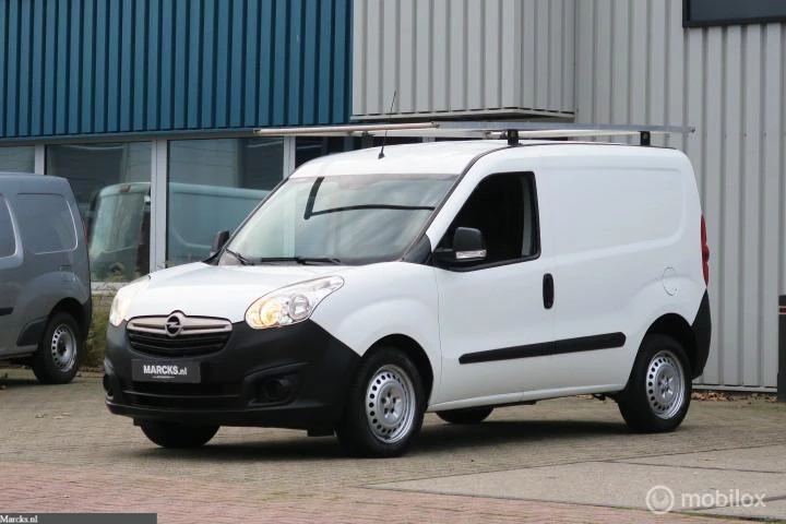 Hoofdafbeelding Opel Combo