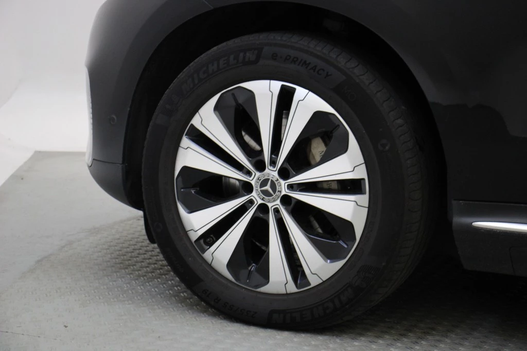 Hoofdafbeelding Mercedes-Benz EQC