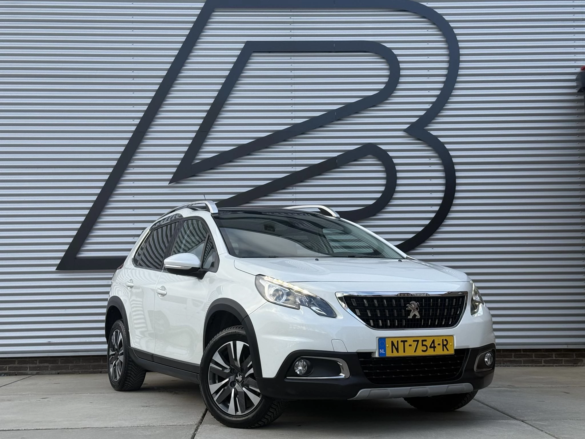 Hoofdafbeelding Peugeot 2008