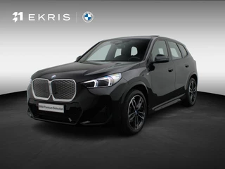 BMW iX1 eDrive20 M Sportpakket | Premium Pack | Panoramadak | 19''