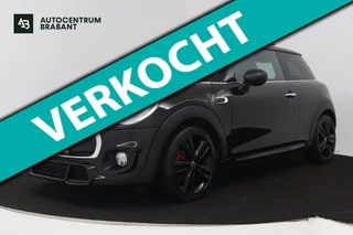 Mini Mini 1.5 One Chili Business (PANORAMADAK, PARKEERSENSOREN, CRUISE CONTROL, NAVIGATIE, STOELVERWARMING, SFEERVERLICHTING)