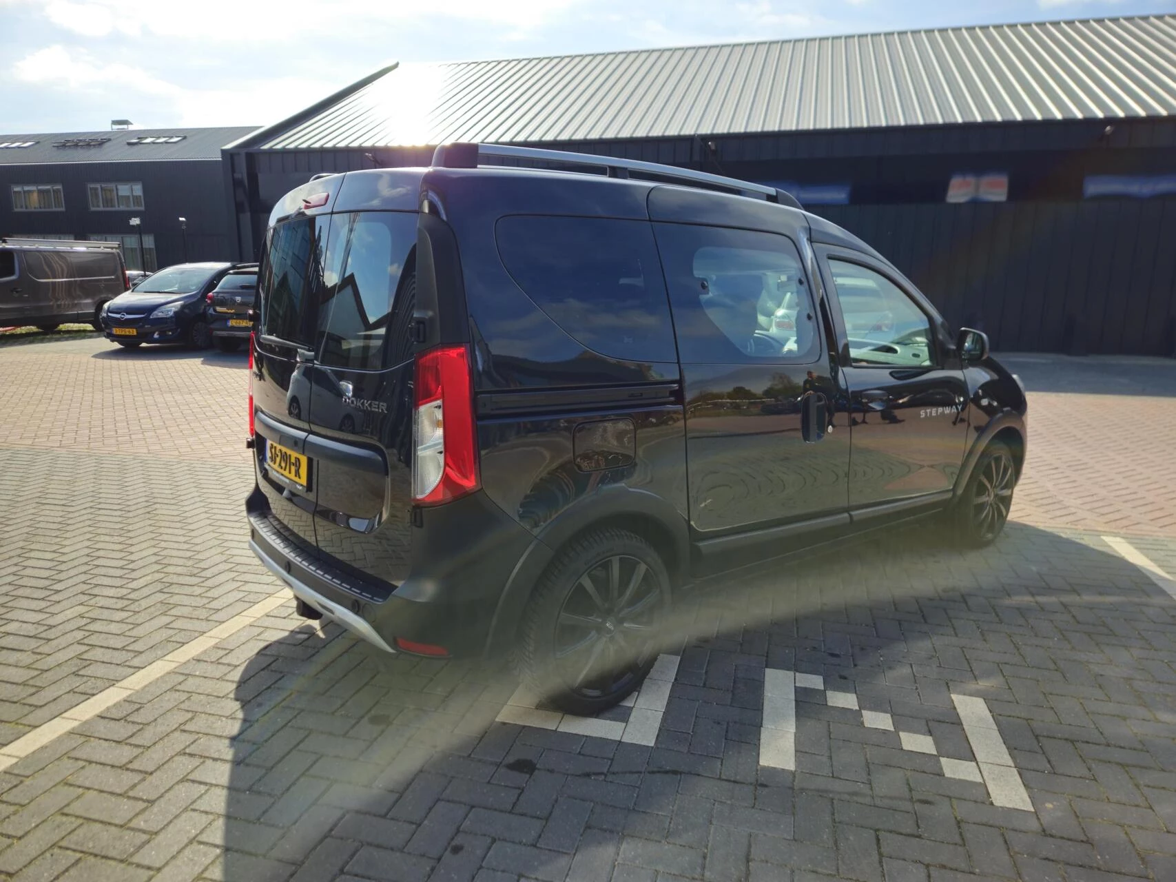 Hoofdafbeelding Dacia Dokker