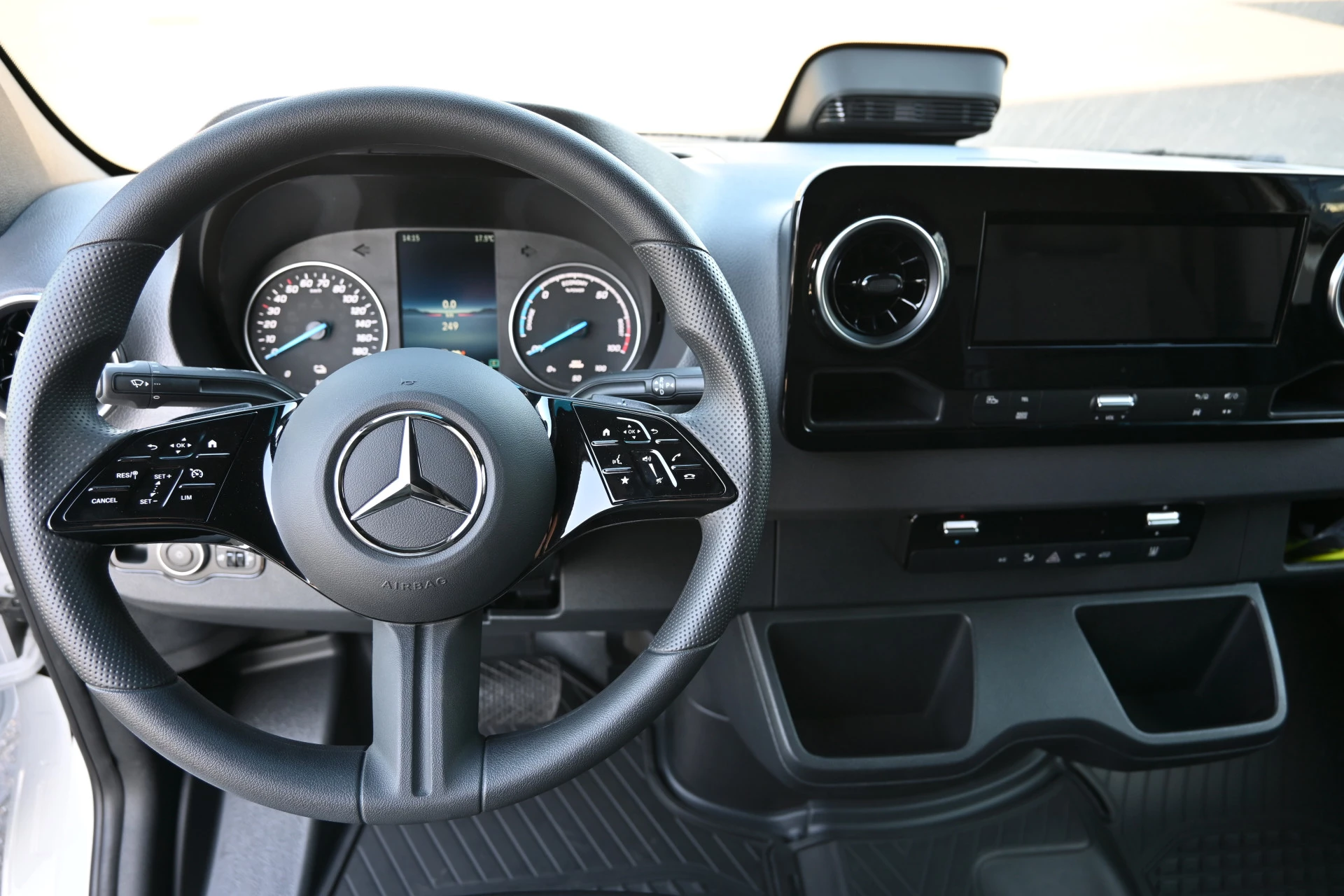 Hoofdafbeelding Mercedes-Benz eSprinter