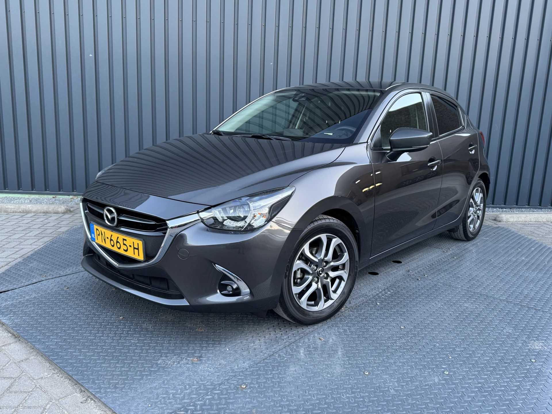 Hoofdafbeelding Mazda 2
