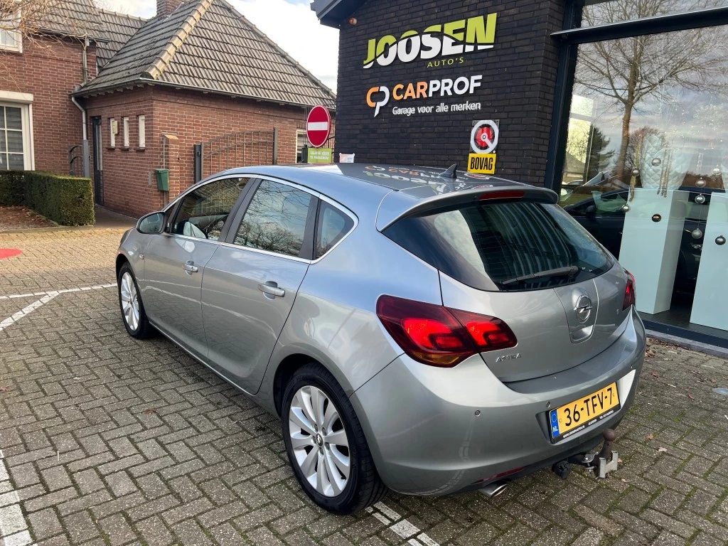 Hoofdafbeelding Opel Astra