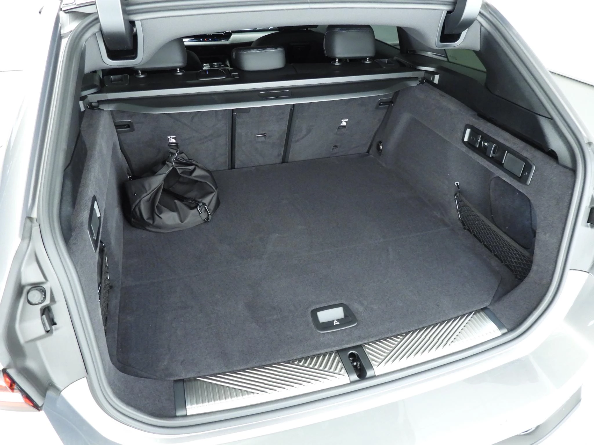 Hoofdafbeelding BMW i5