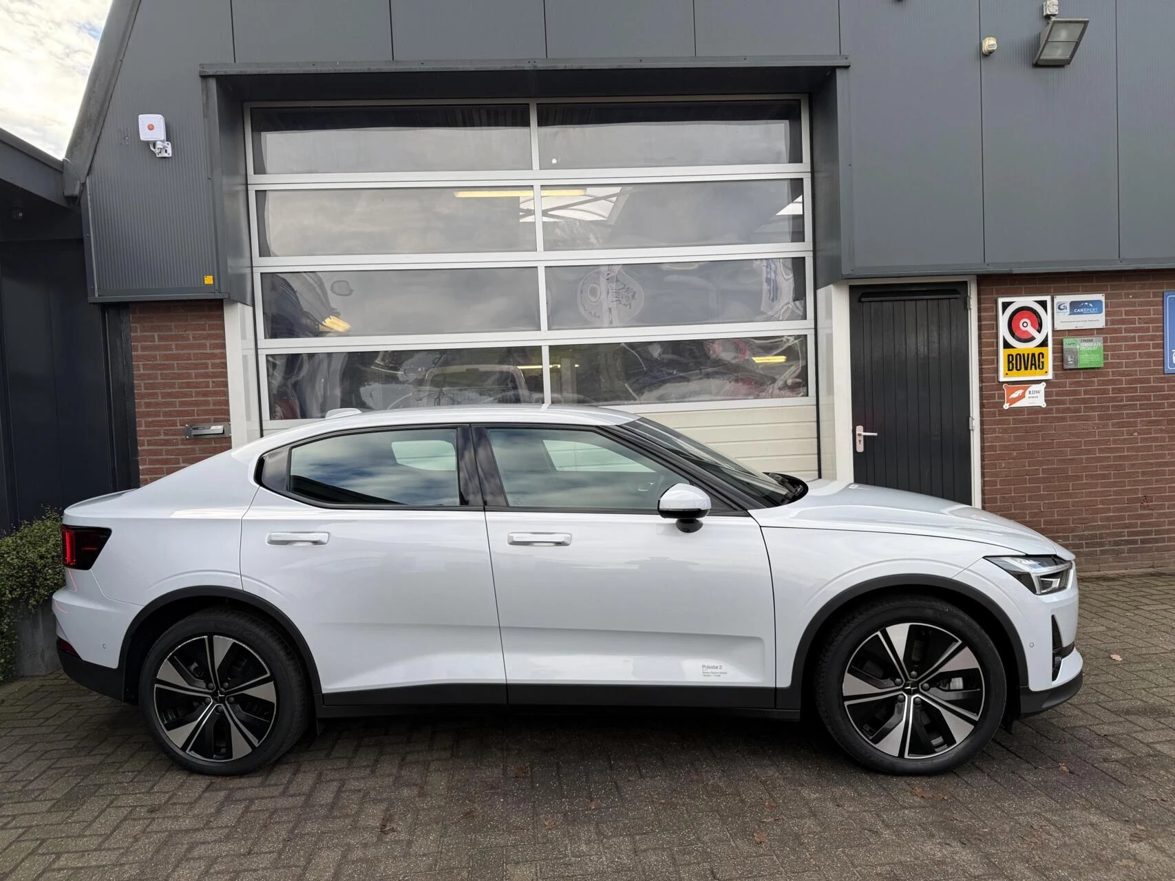 Hoofdafbeelding Polestar 2