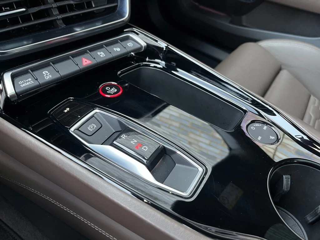 Hoofdafbeelding Audi e-tron GT