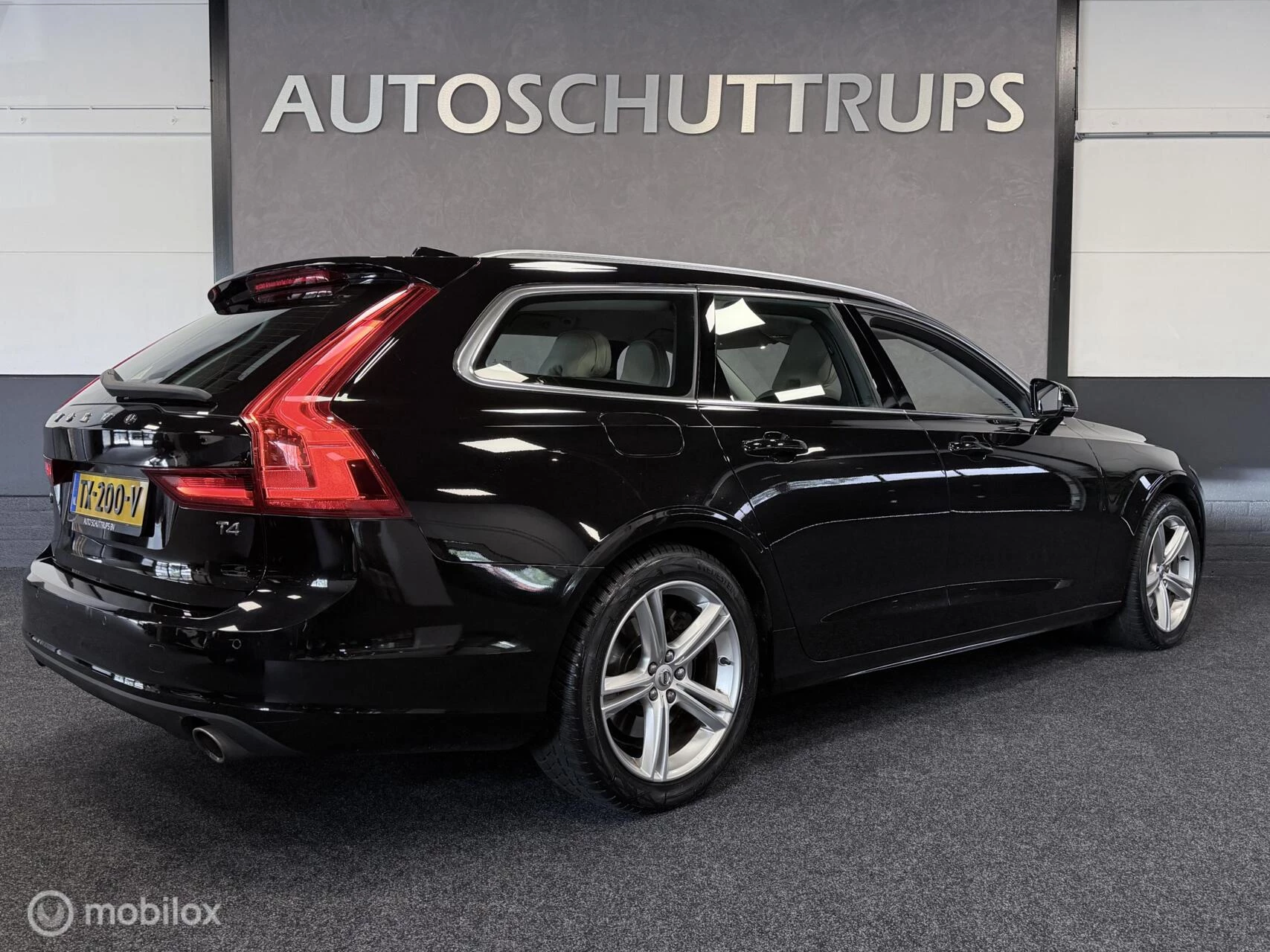 Hoofdafbeelding Volvo V90