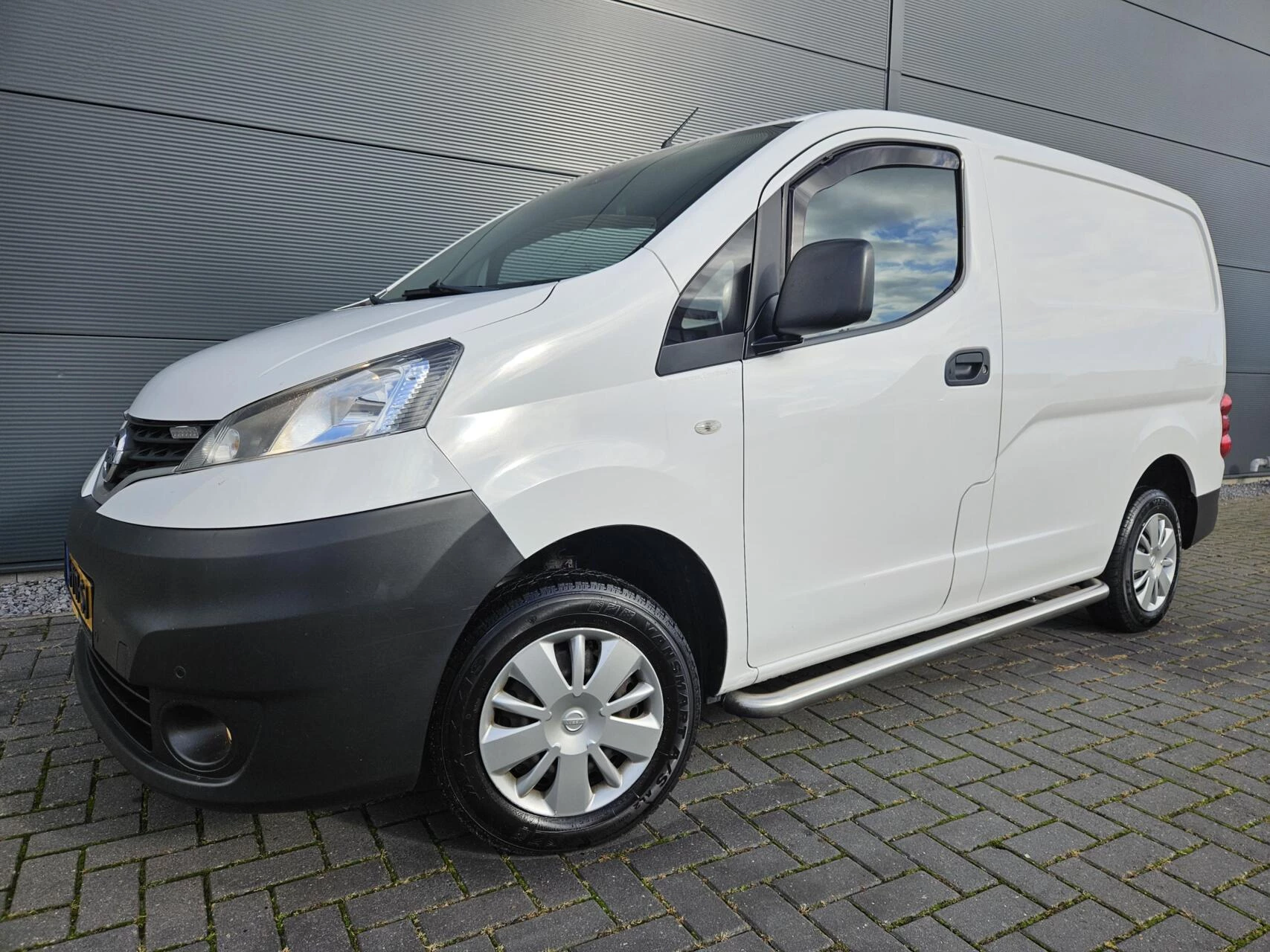 Hoofdafbeelding Nissan NV200