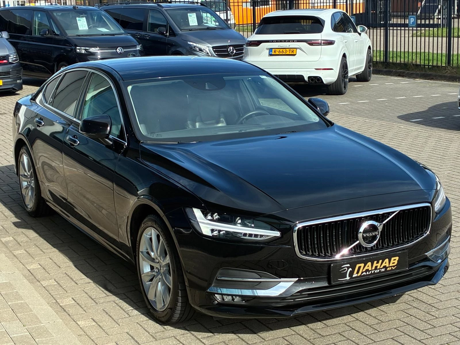 Hoofdafbeelding Volvo S90