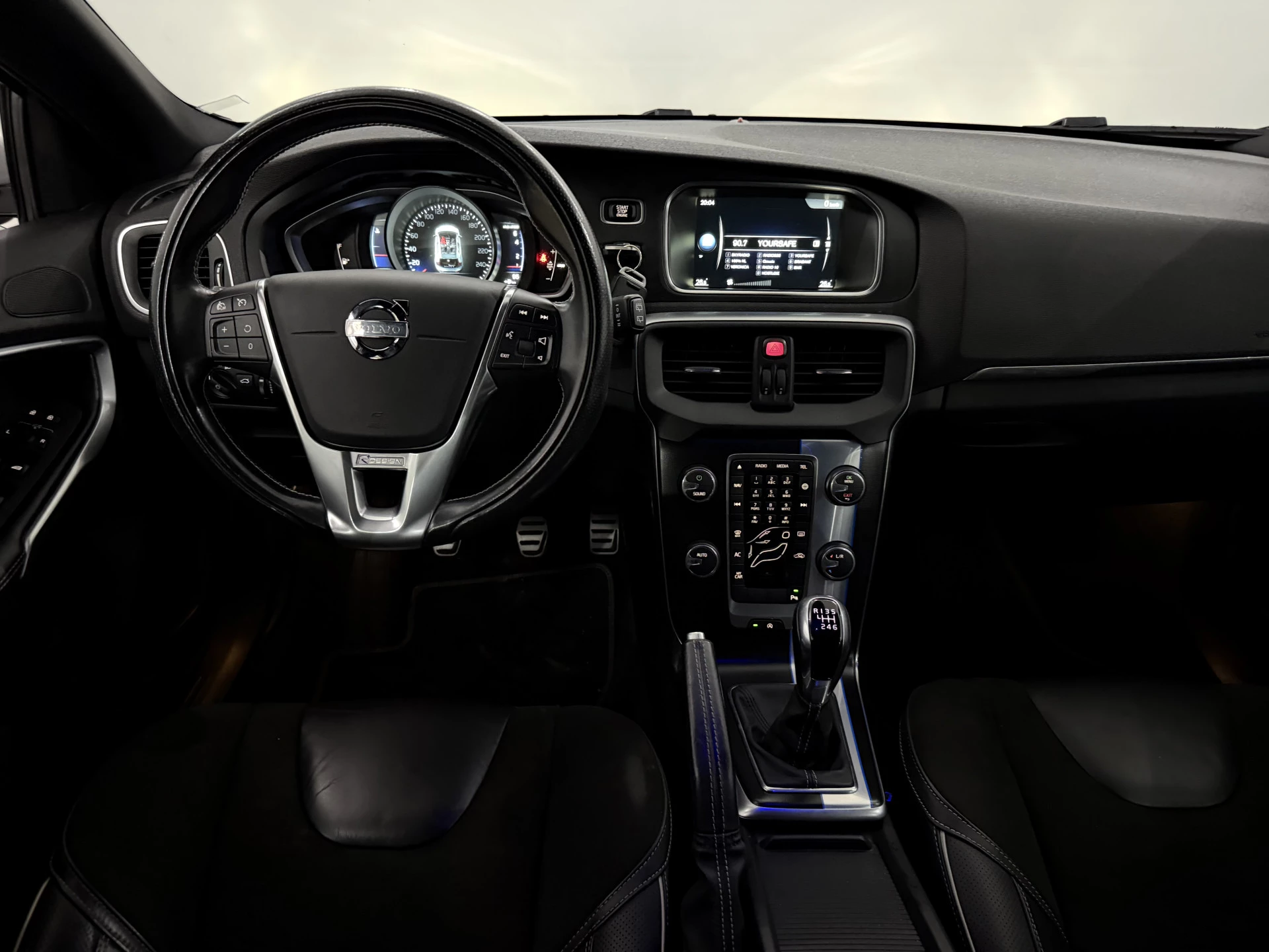 Hoofdafbeelding Volvo V40