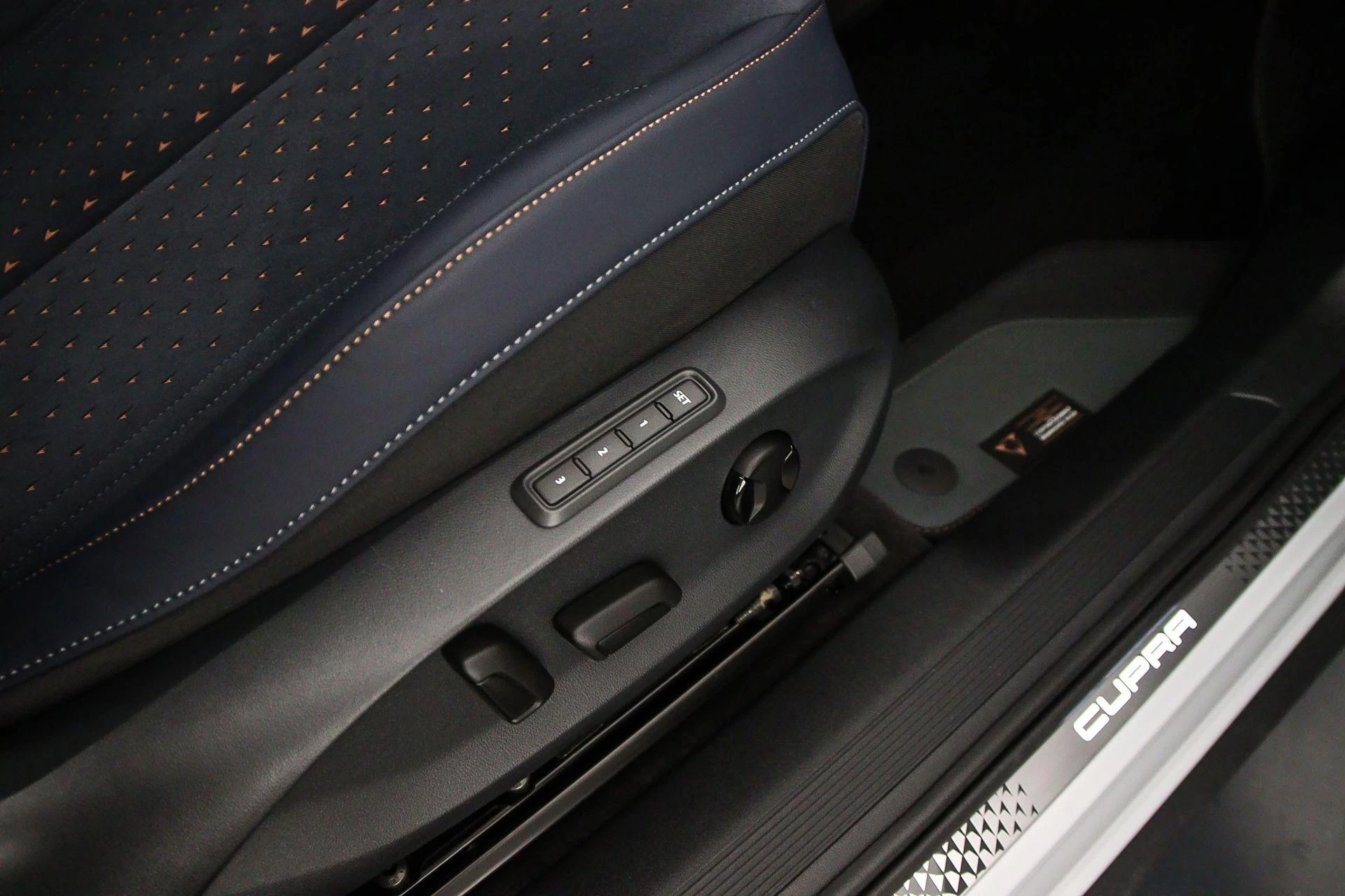 Hoofdafbeelding CUPRA Tavascan