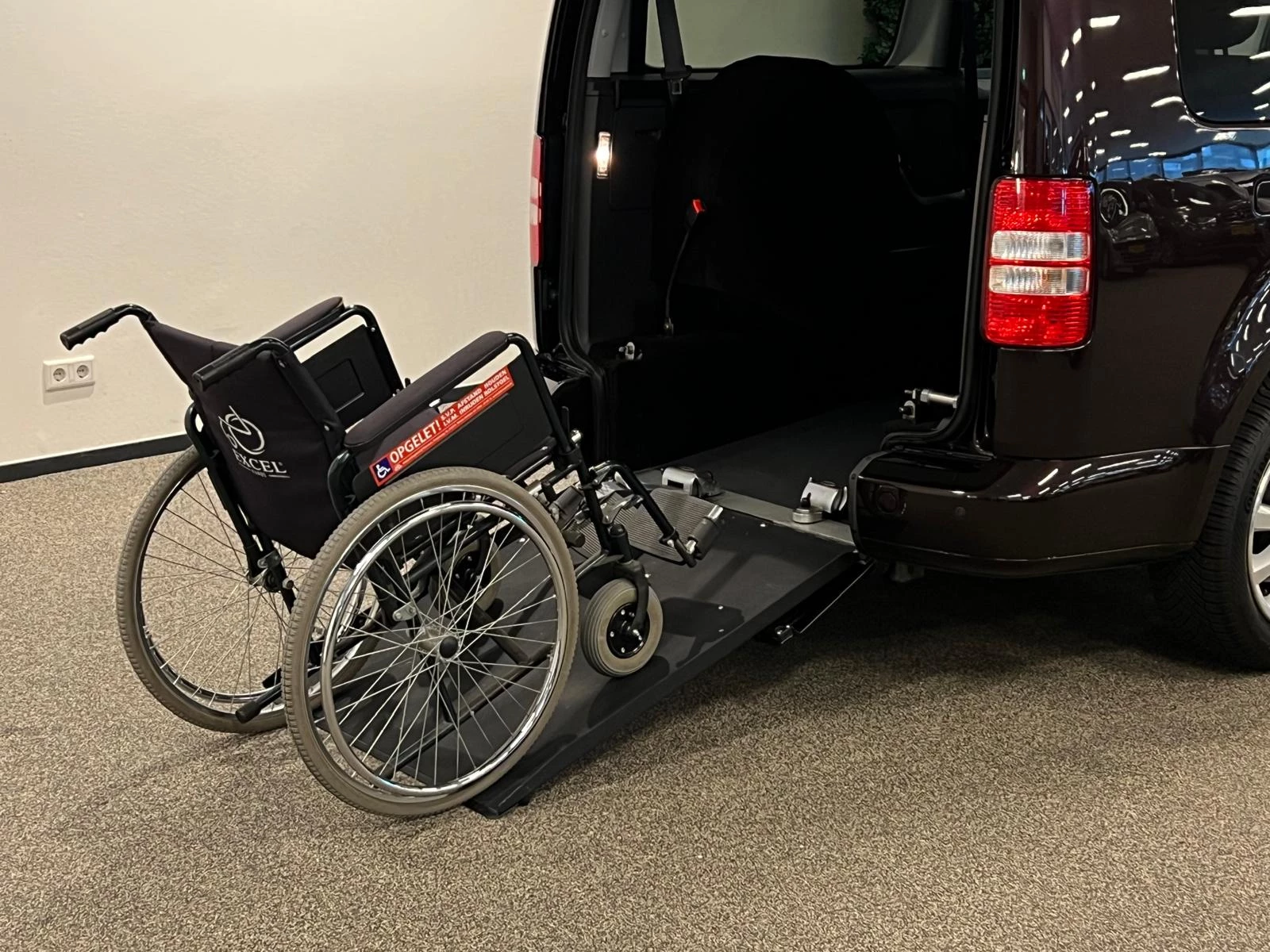 Hoofdafbeelding Volkswagen Caddy