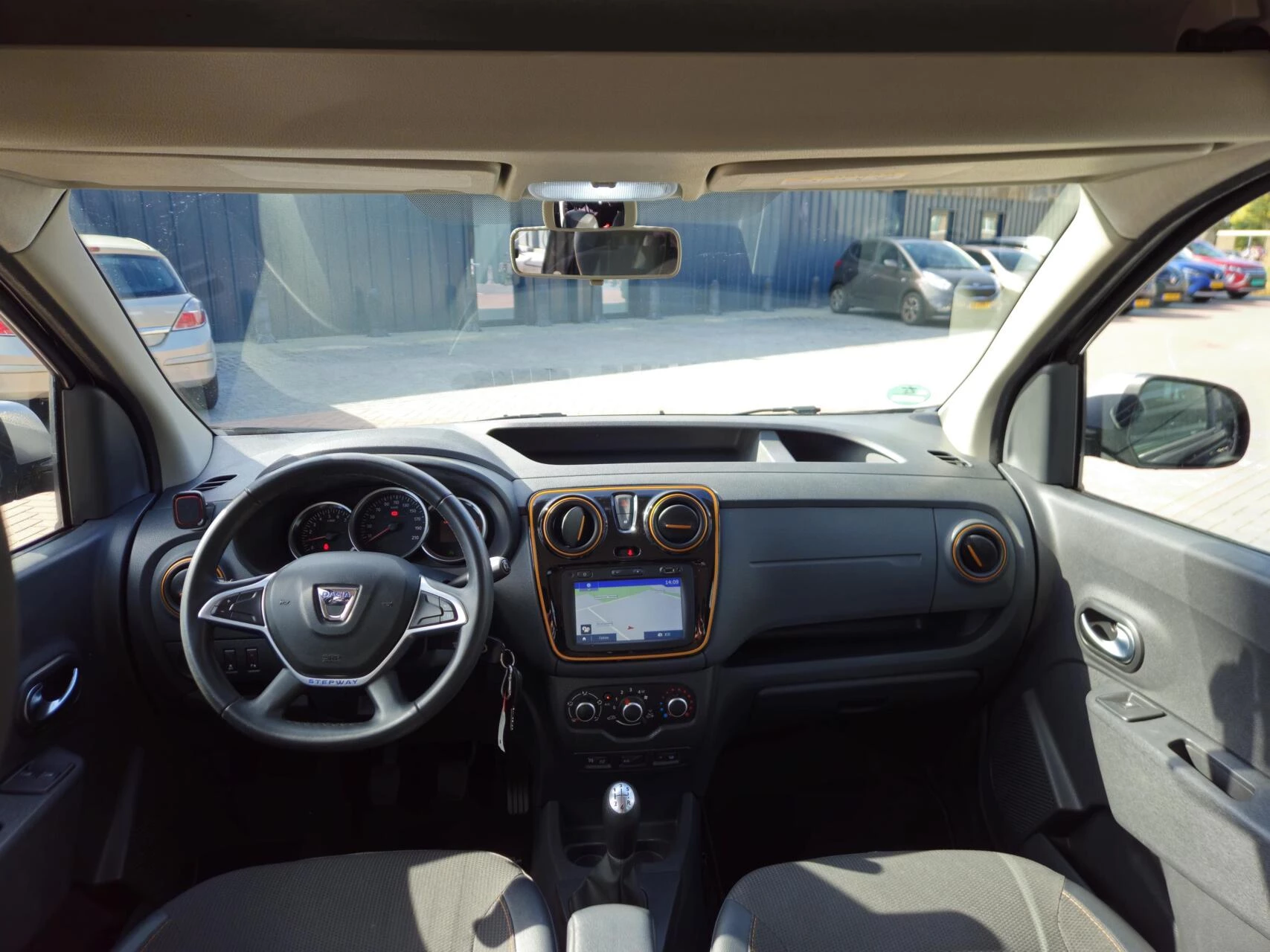 Hoofdafbeelding Dacia Dokker