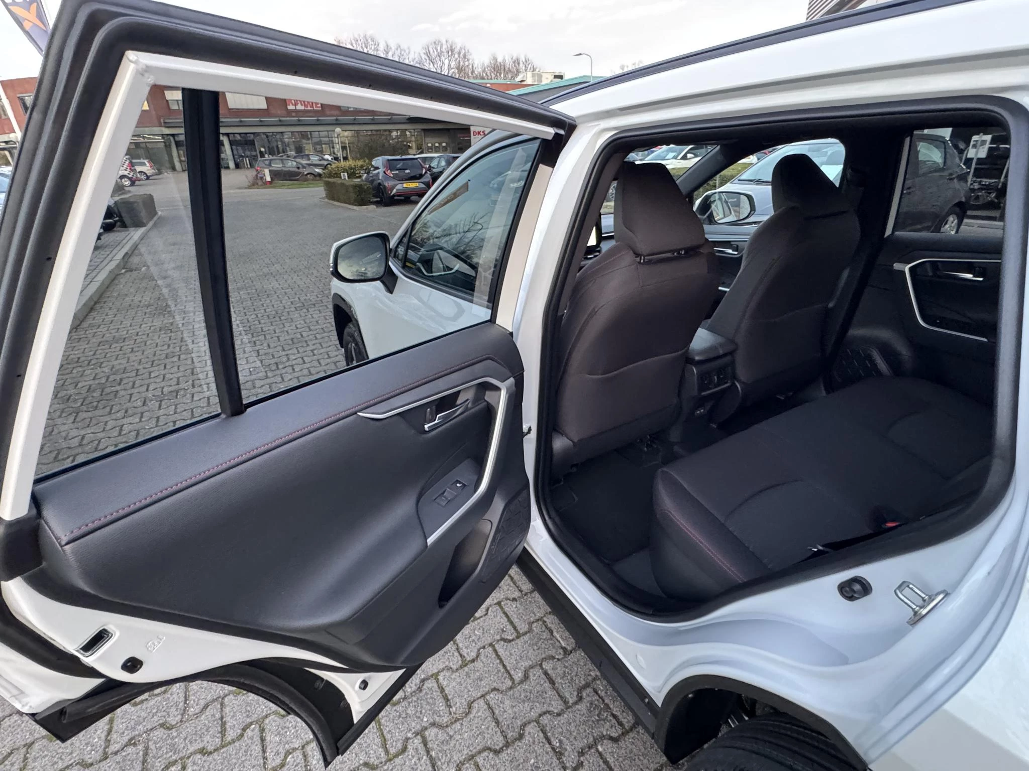 Hoofdafbeelding Toyota RAV4