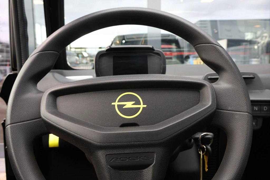 Hoofdafbeelding Opel Rocks-e