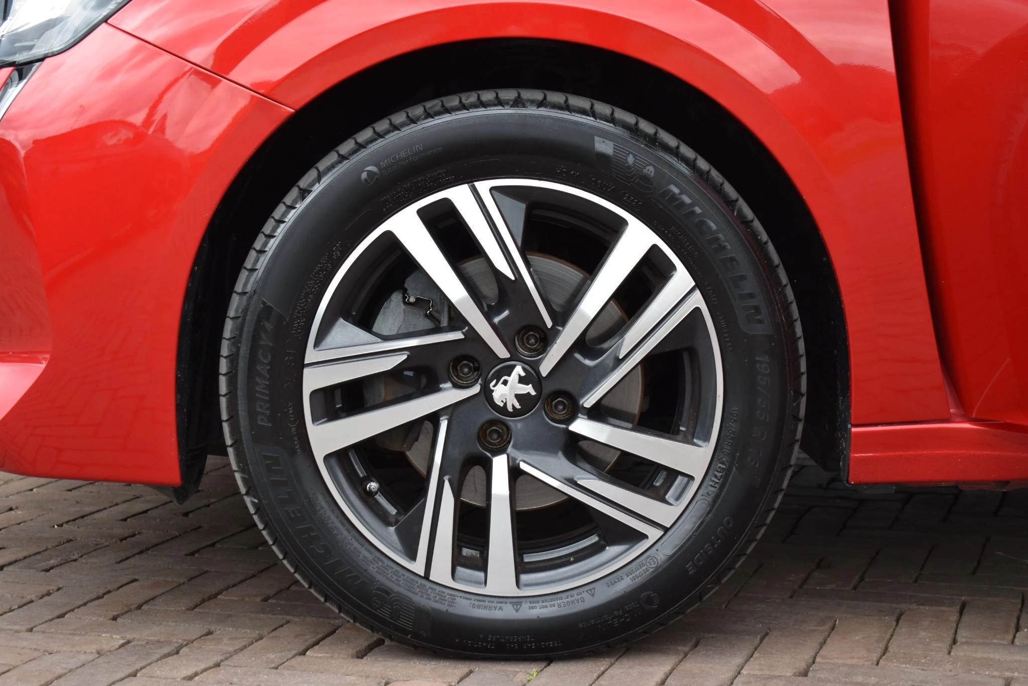 Hoofdafbeelding Peugeot 208