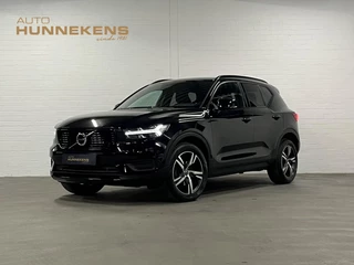Hoofdafbeelding Volvo XC40 Volvo XC40 1.5 T3 R-Design Trekhaak | Cruise control | Achteruitrij camera | Stoelverwarming | Carplay