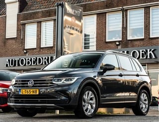 Volkswagen Tiguan 1.5 TSI Elegance TREKHAAK CAMERA IQ LIGHT APPLE CARPLAY 48000KM!!