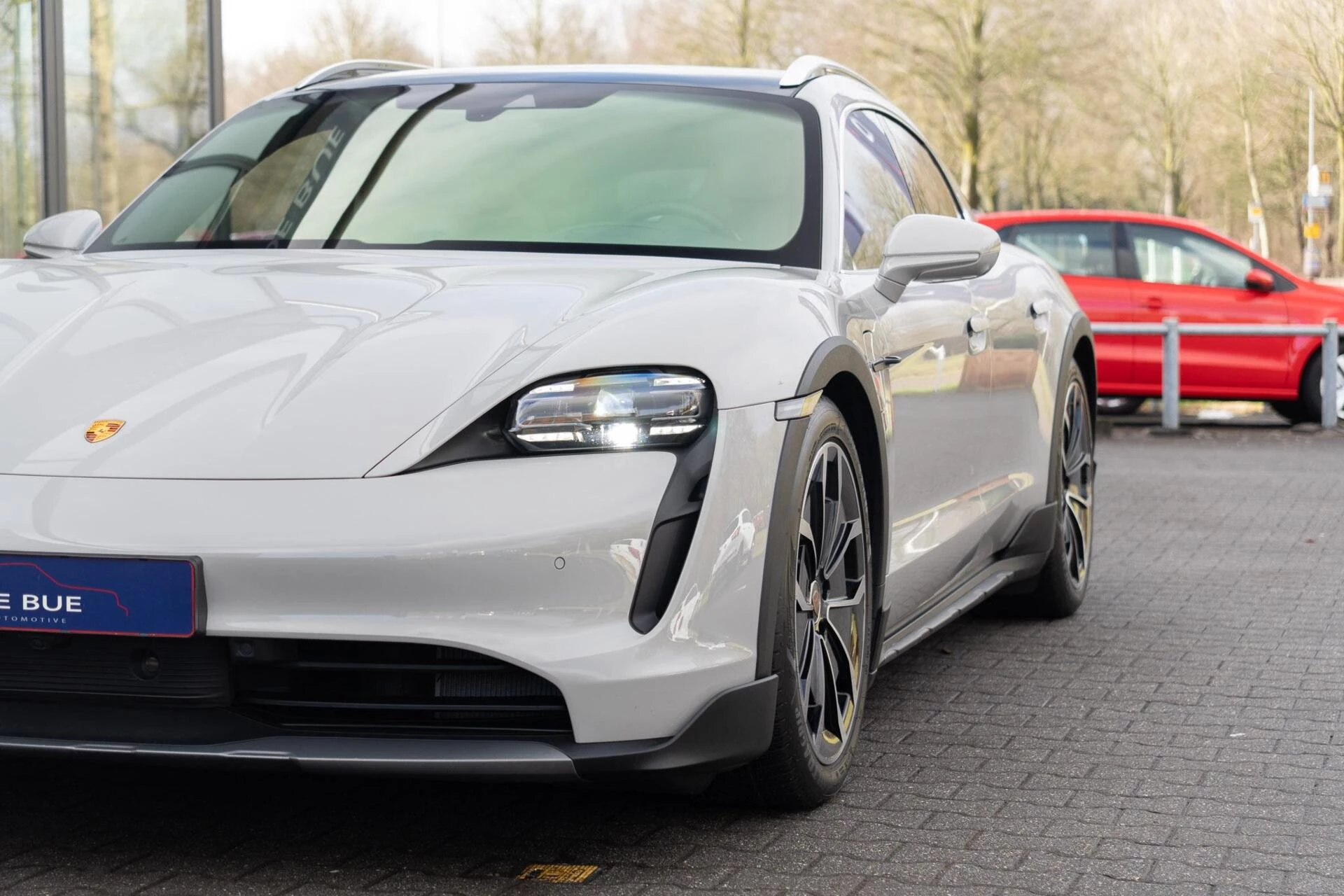 Hoofdafbeelding Porsche Taycan