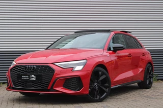 Audi A3 Sportback 35 TFSI |3x S-Line|Panoramadak| Matrix LED |Sfeerverlichting | B&O | Adaptive cruise | Camera | Black optik |