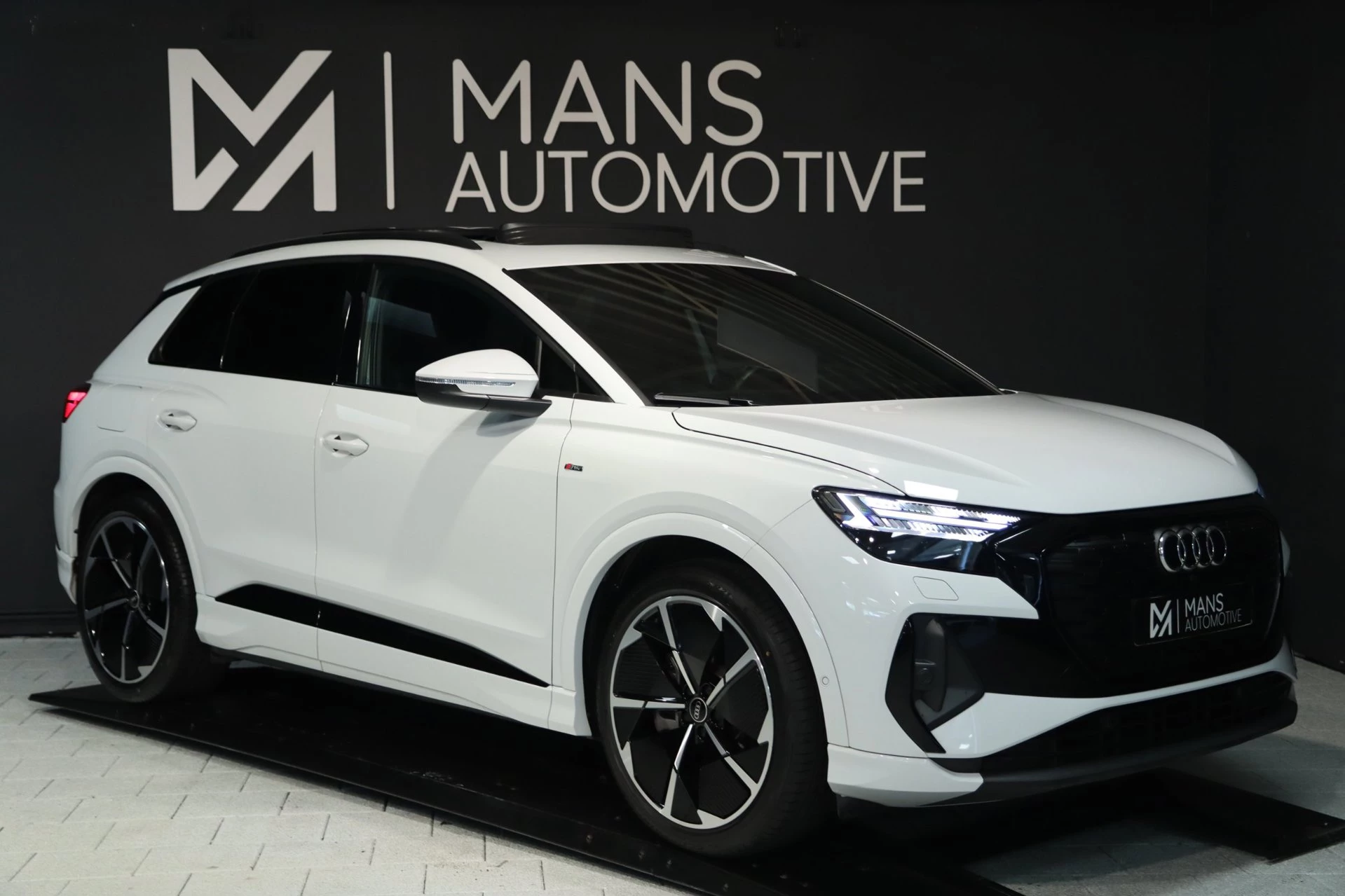 Hoofdafbeelding Audi Q4 e-tron