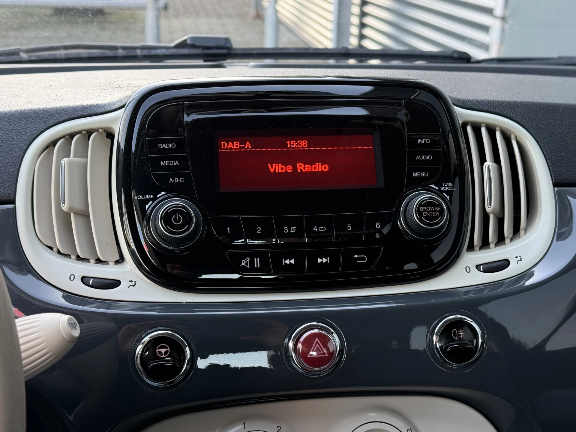 Hoofdafbeelding Fiat 500C