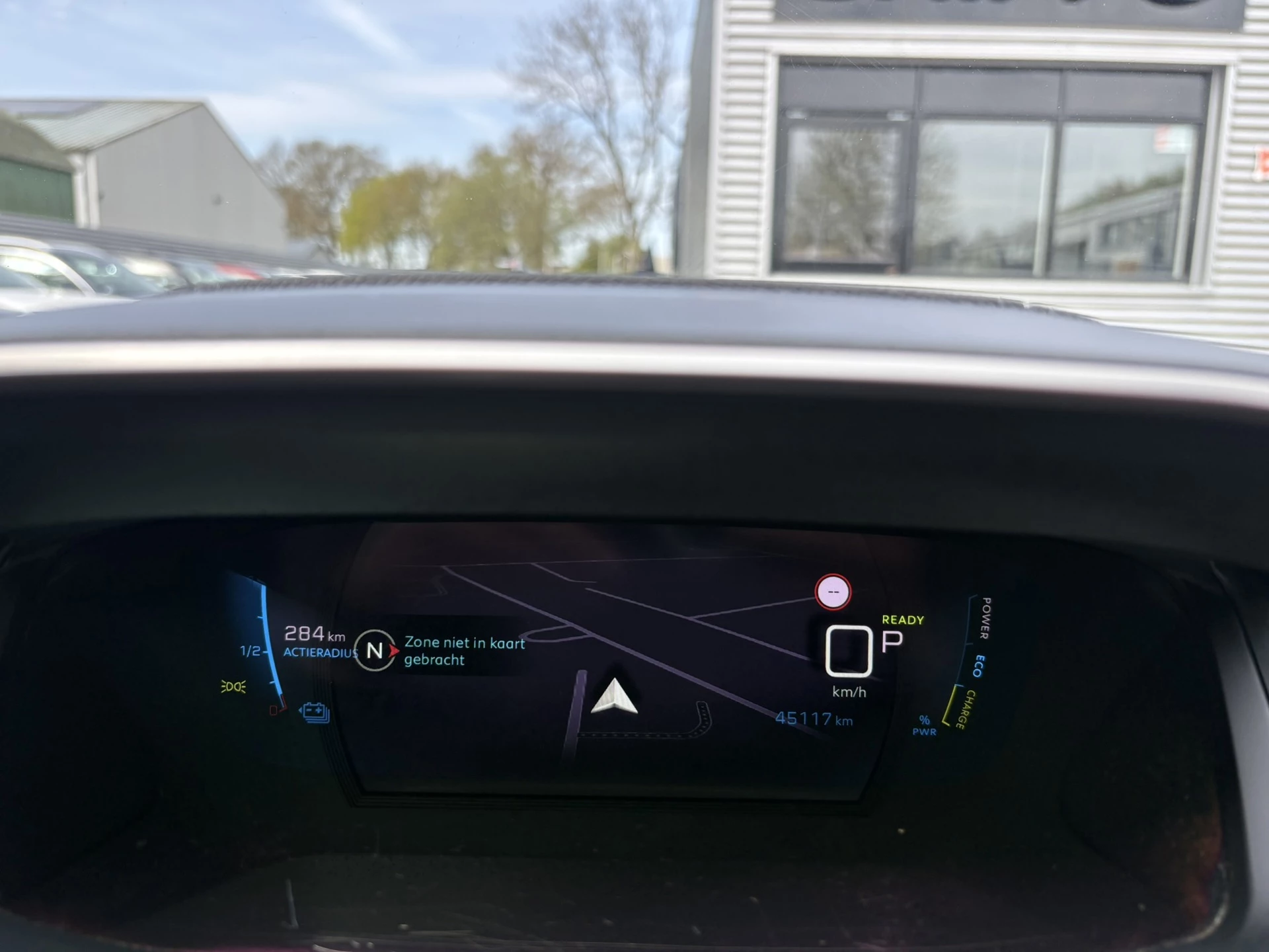 Hoofdafbeelding Peugeot e-2008