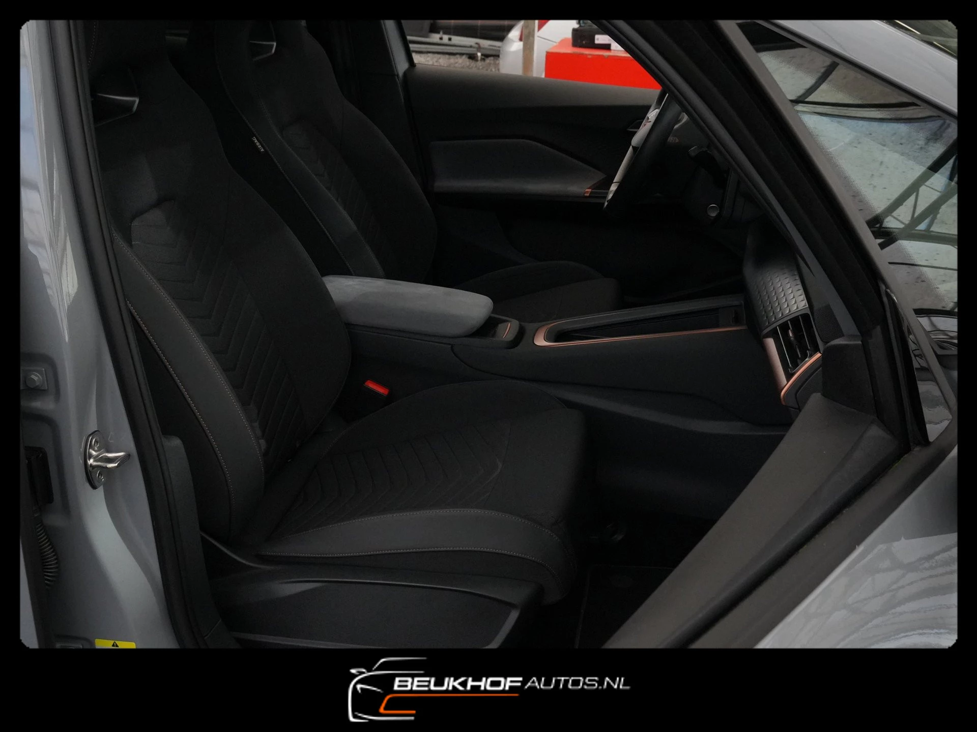 Hoofdafbeelding CUPRA Born