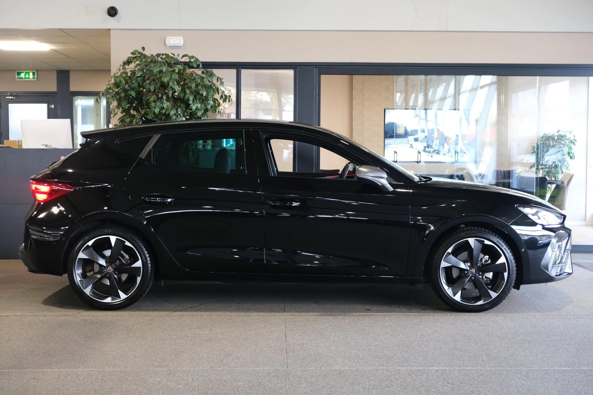 Hoofdafbeelding CUPRA Leon