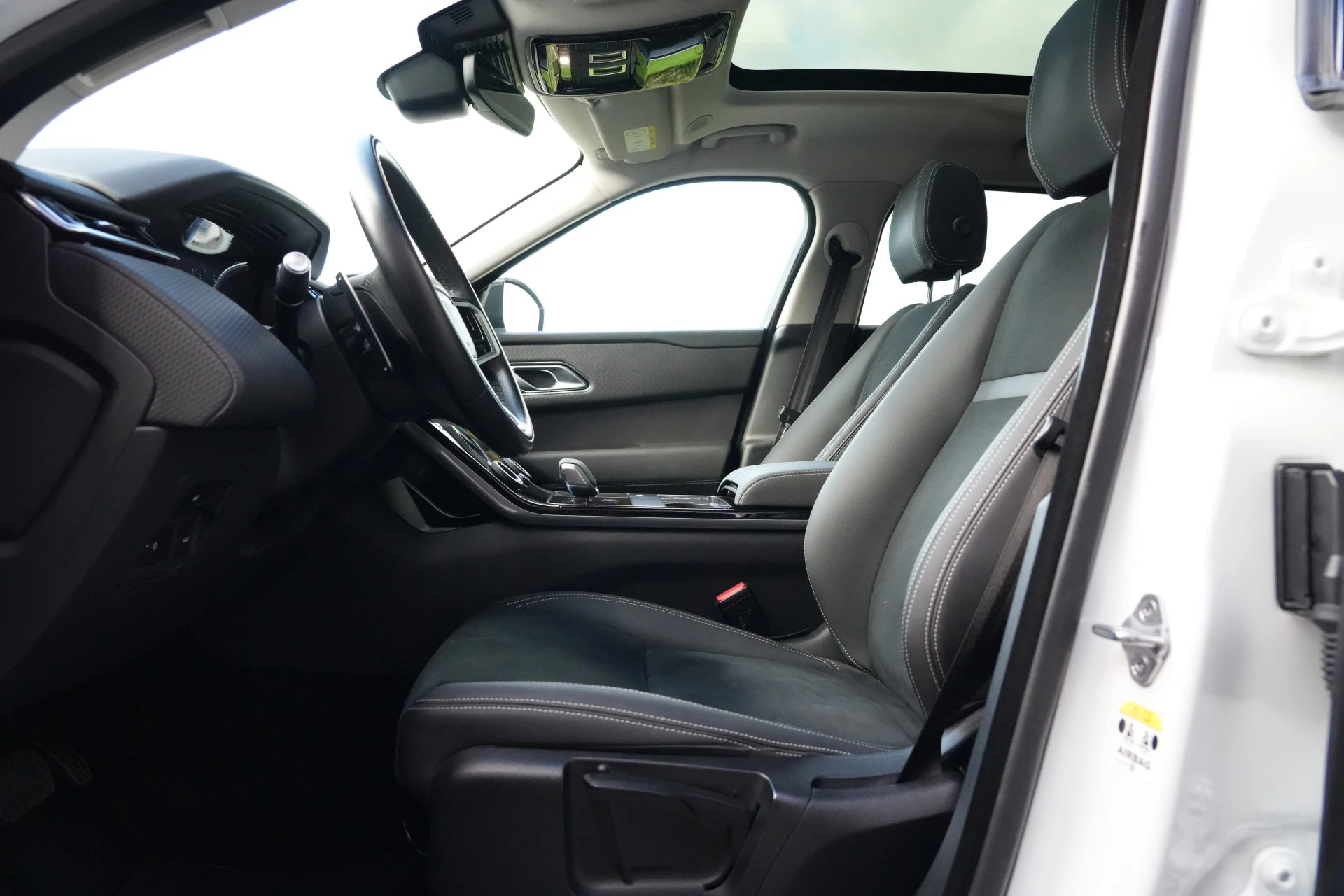 Hoofdafbeelding Land Rover Range Rover Velar