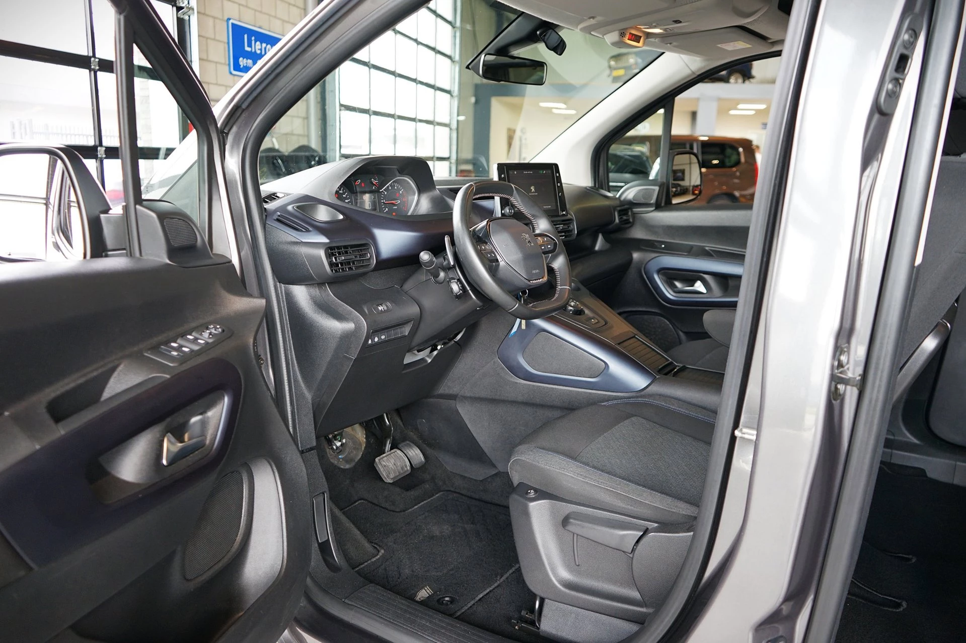 Hoofdafbeelding Peugeot Rifter