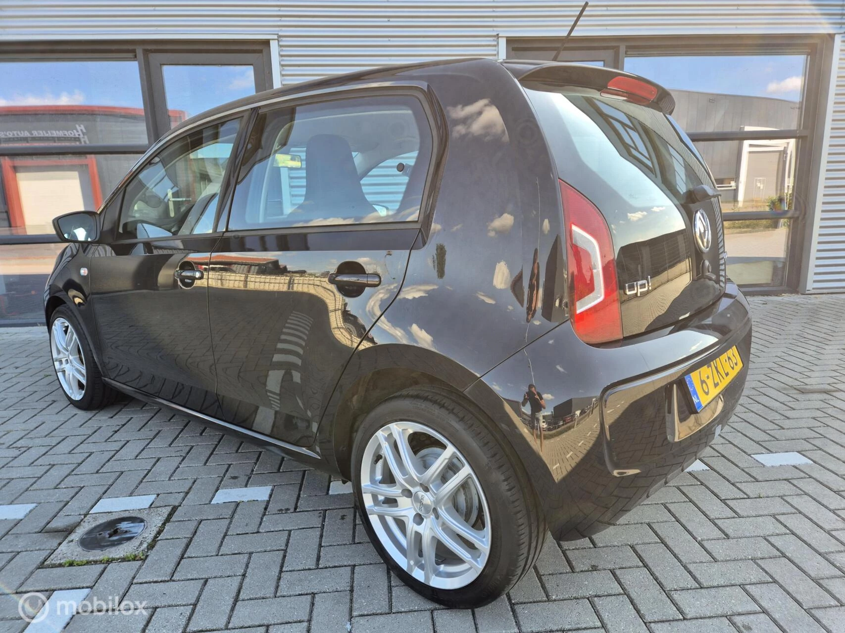 Hoofdafbeelding Volkswagen up!