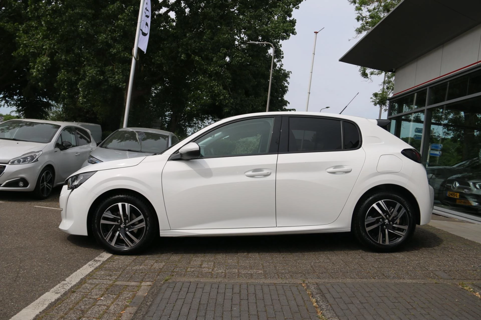 Hoofdafbeelding Peugeot 208