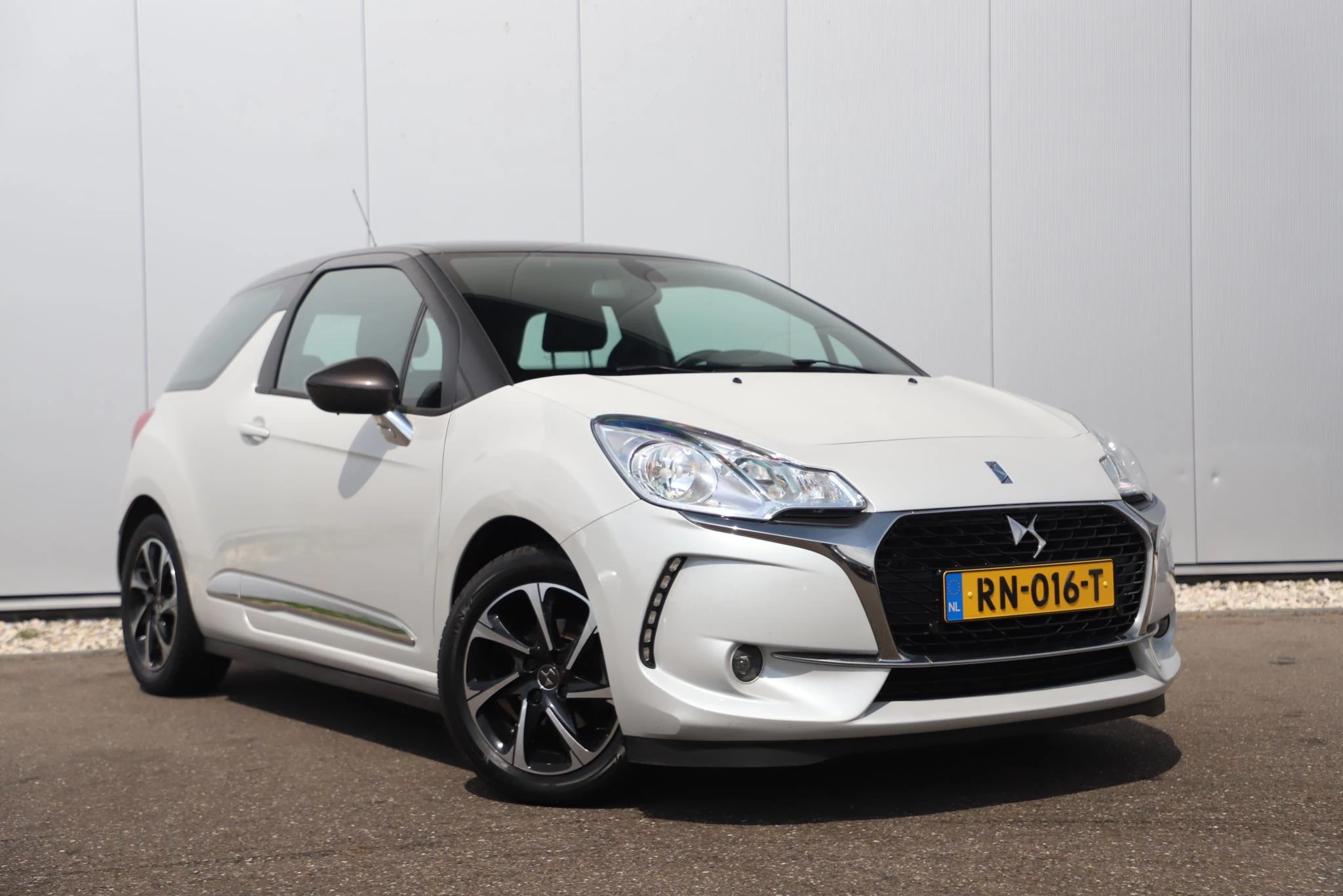 Hoofdafbeelding DS DS 3