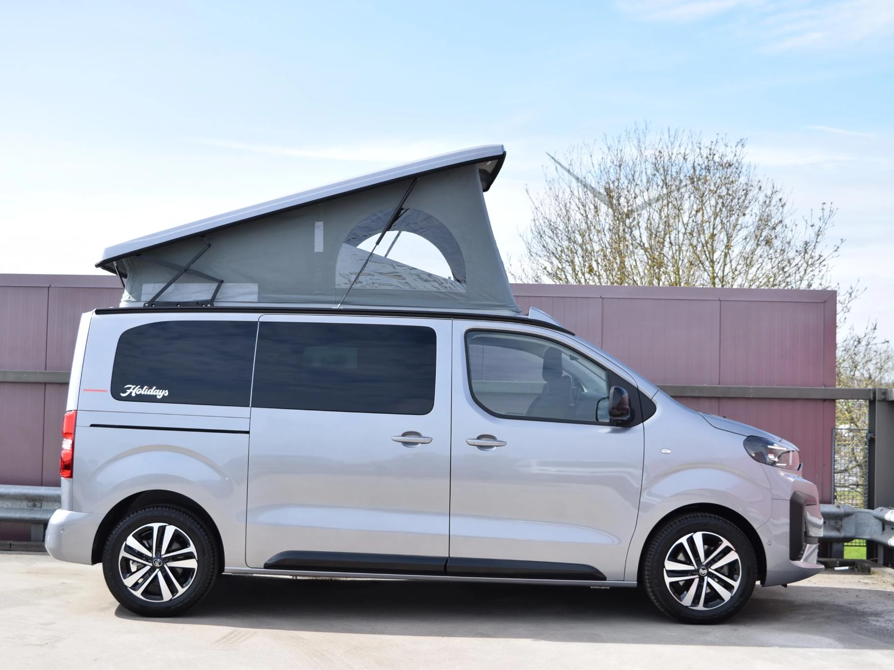 Hoofdafbeelding Citroën Holidays