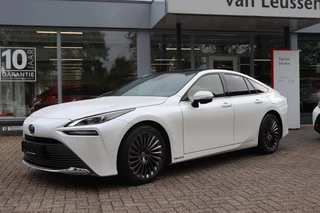 Hoofdafbeelding Toyota Mirai Toyota Mirai Prestige PANO DAK STOELVERKOELING JBL GELUID DODEHOEK KEYLESS