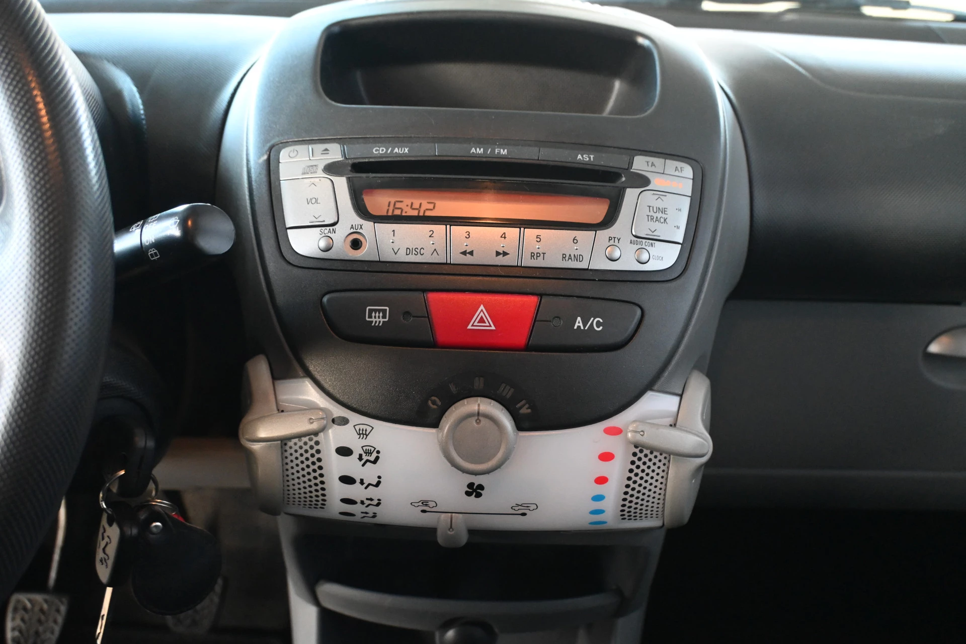 Hoofdafbeelding Peugeot 107