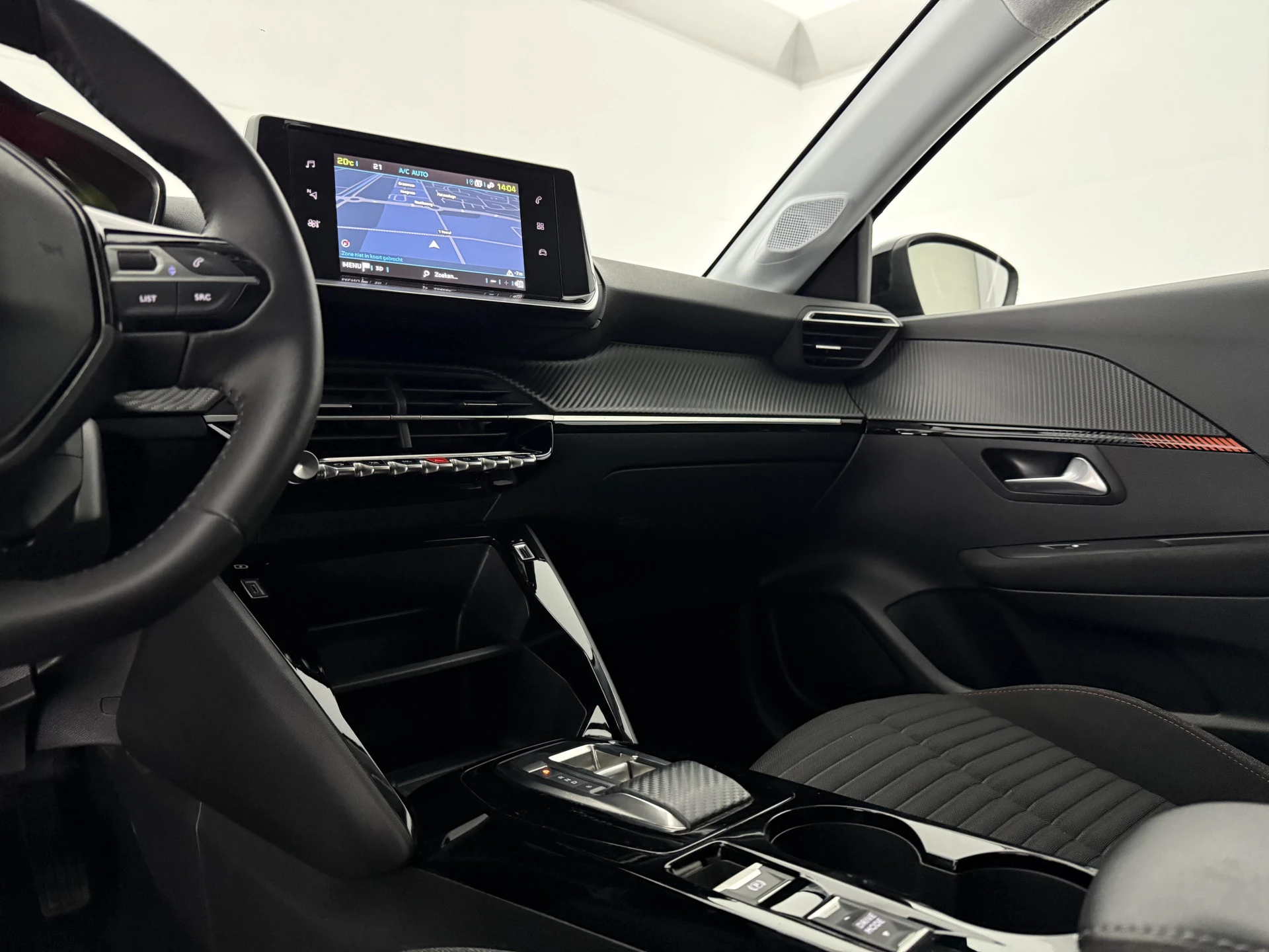 Hoofdafbeelding Peugeot e-208