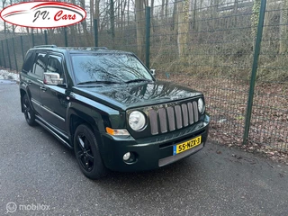 Jeep Patriot 2.4 Limited Liberty 4X4 SUV