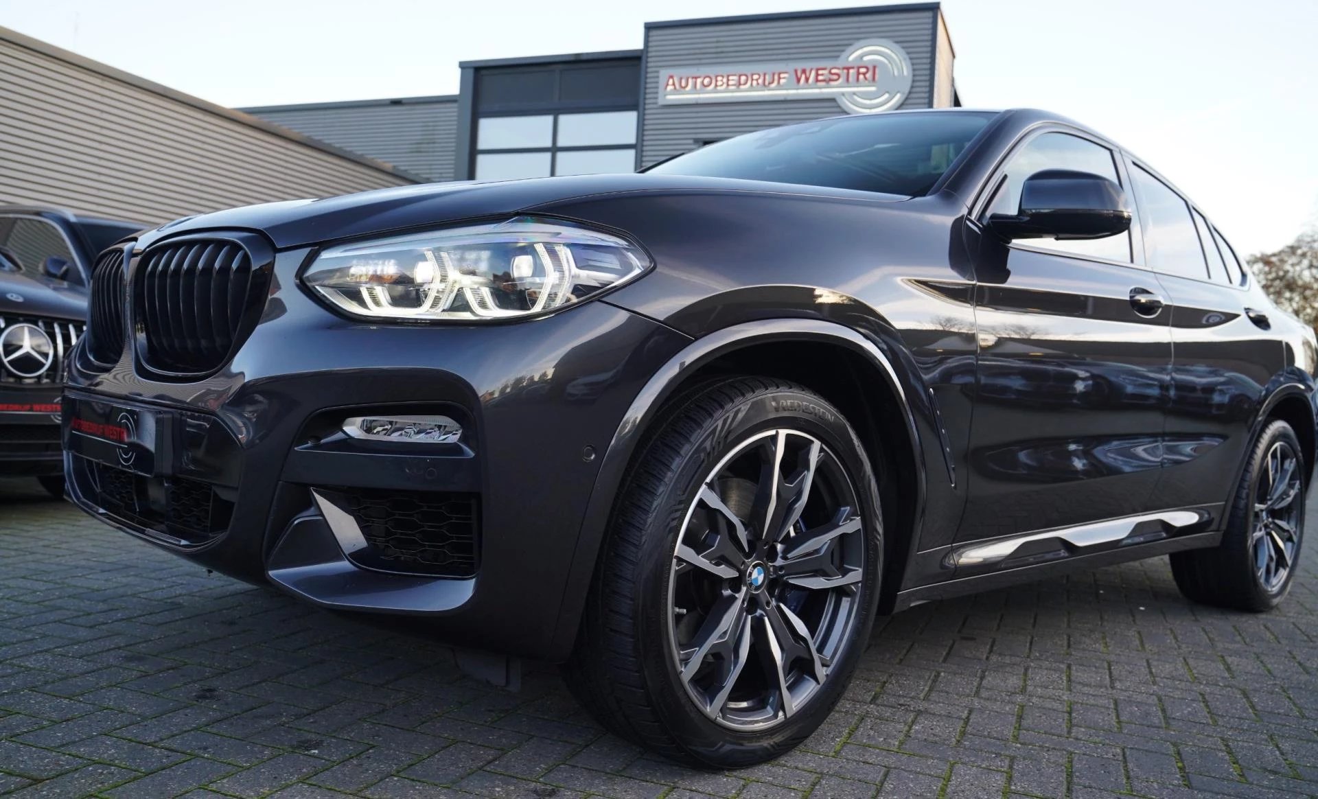 Hoofdafbeelding BMW X4