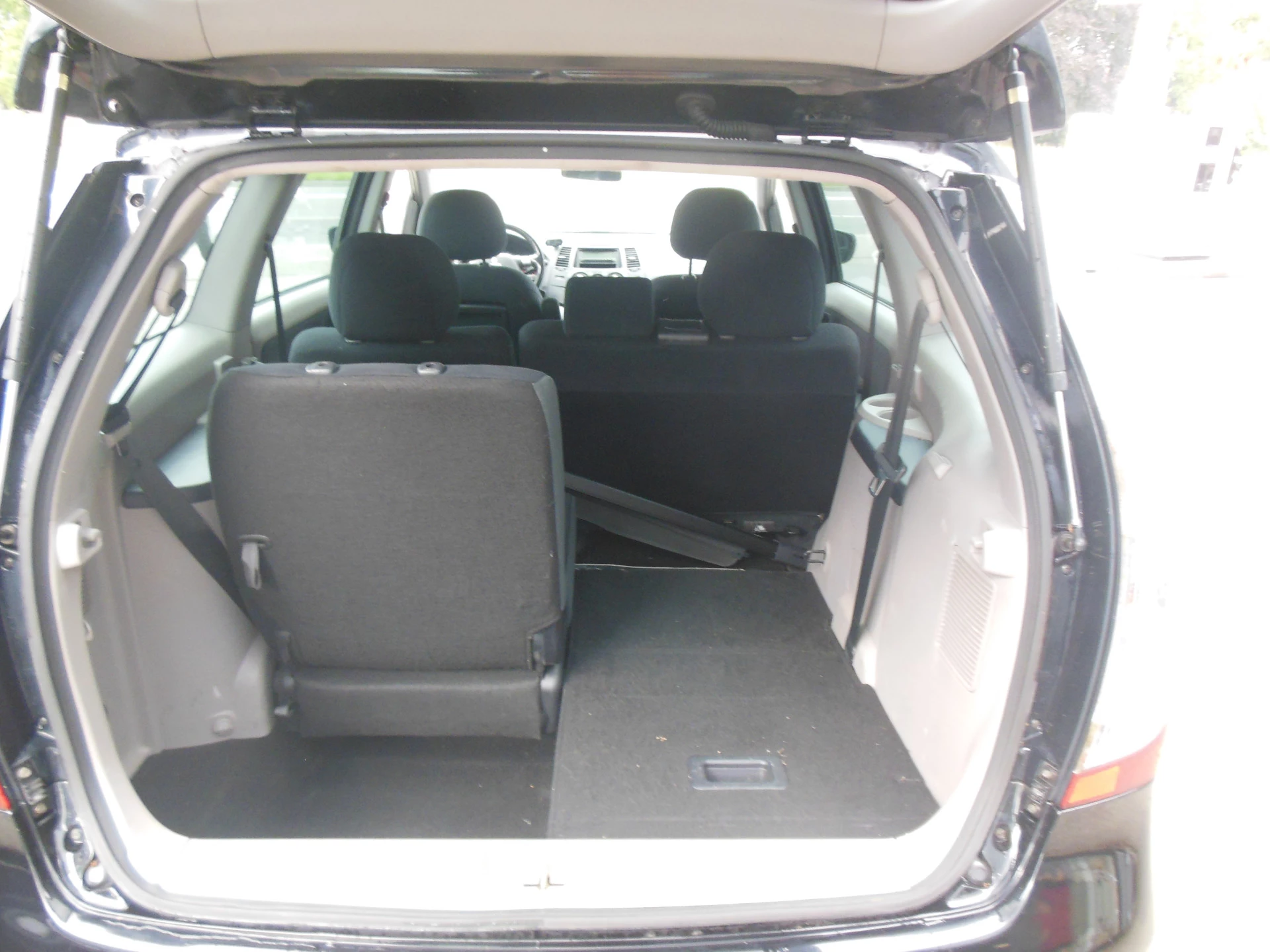 Hoofdafbeelding Mitsubishi Grandis