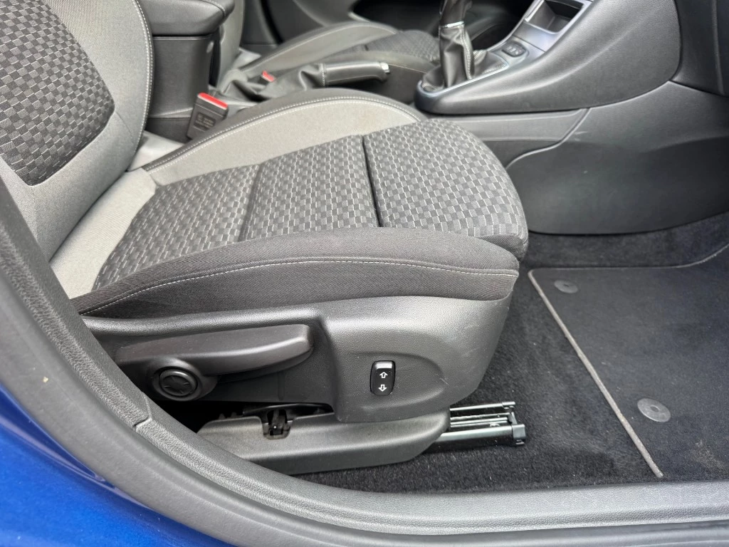 Hoofdafbeelding Opel Astra