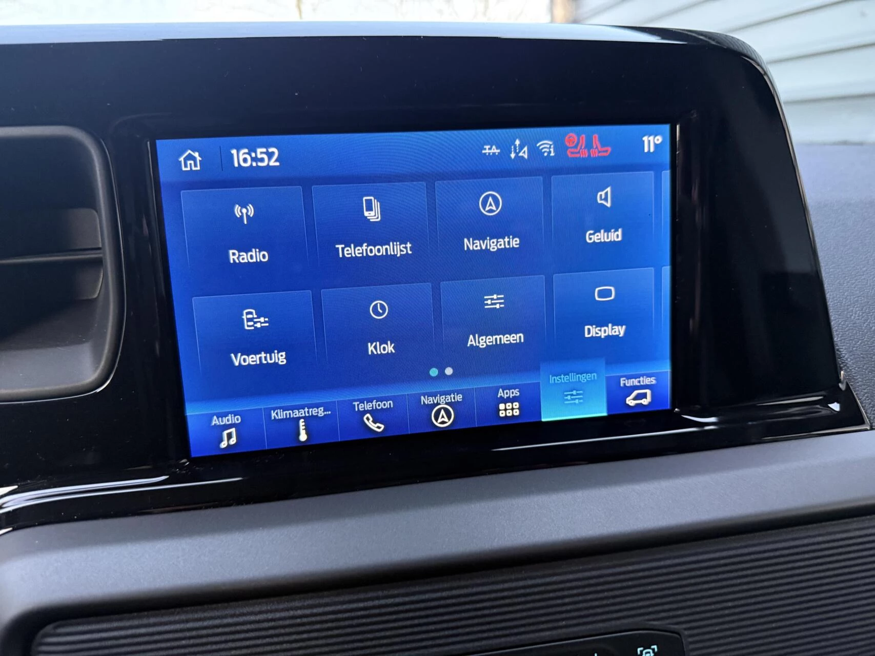 Hoofdafbeelding Ford Transit Courier