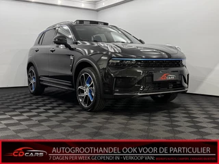 Lynk & Co 01 1.5 Nieuw Pano, 360 Camera, Navi, Keyless start, Stoelverwarming, Elektrische achterklep, 3 jaar garantie
