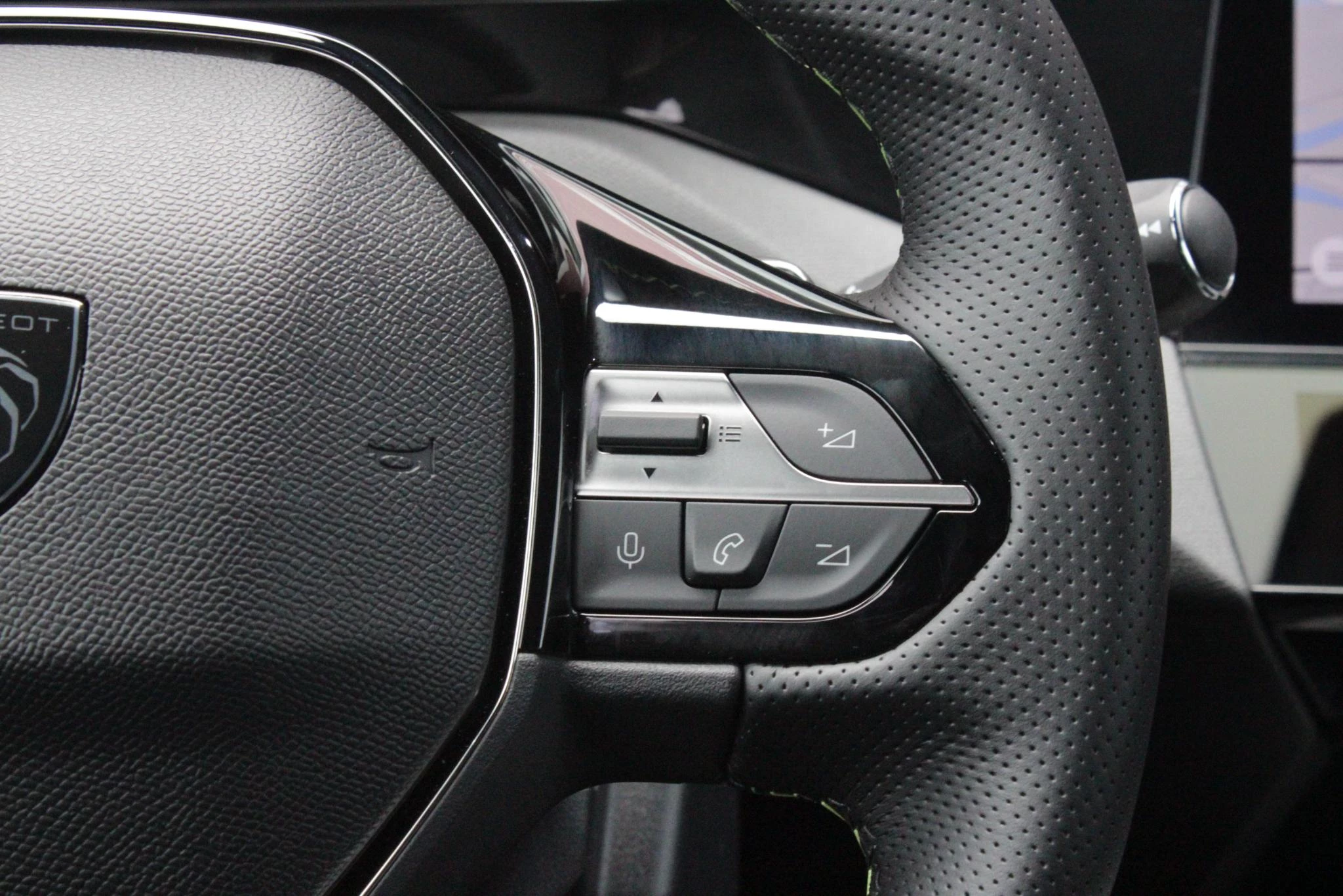 Hoofdafbeelding Peugeot 408