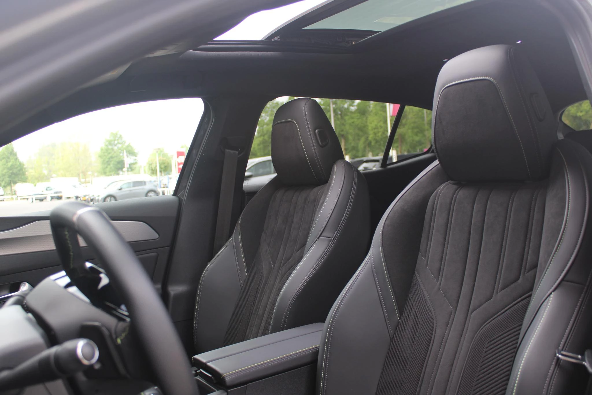 Hoofdafbeelding Peugeot 408